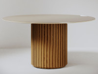 Mesa de jantar Living Redonda 1.35 c/ Vidro Off White Base Ripada
